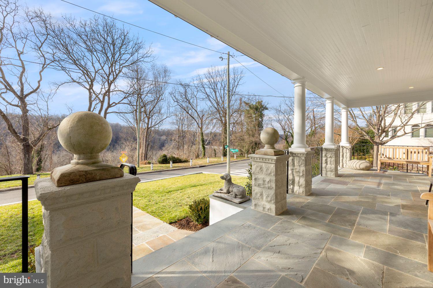 PALISADES - Residential