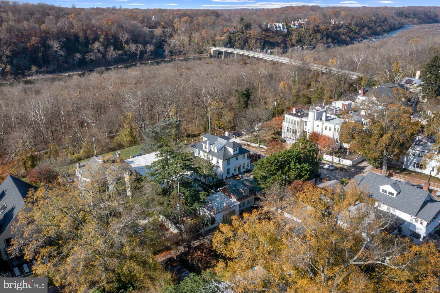 PALISADES - Residential