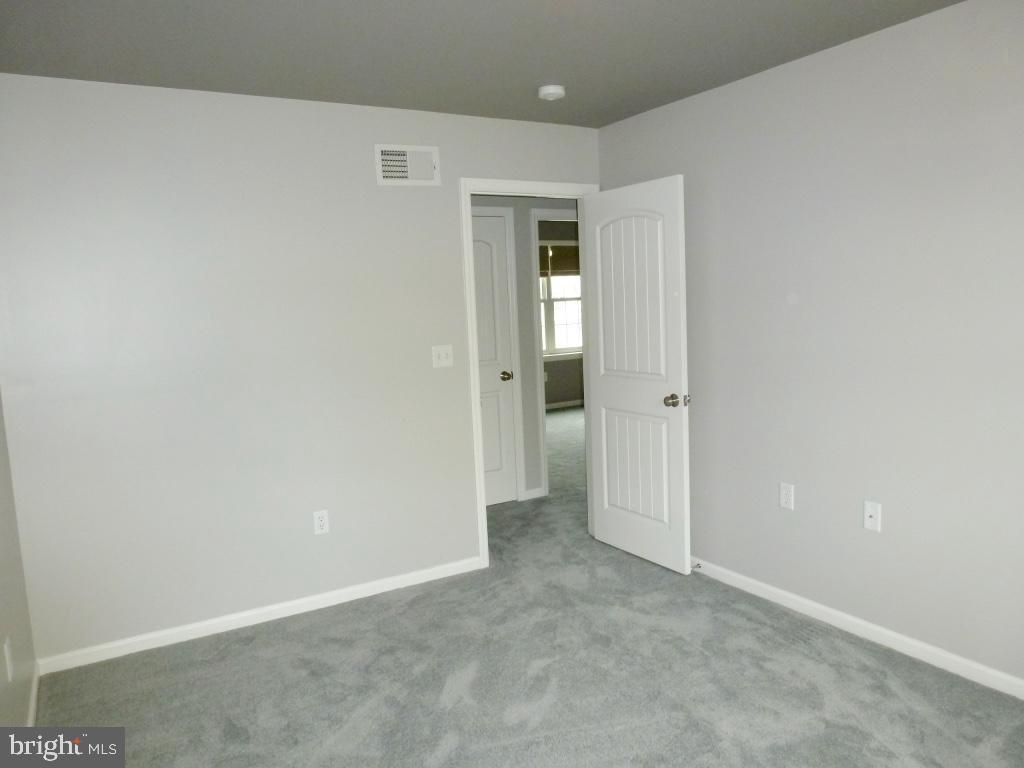 PARK RIDGE CROSSING - Residential