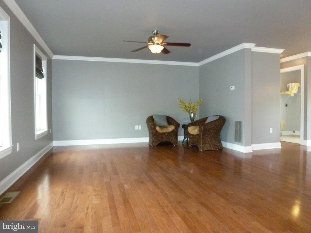 PARK RIDGE CROSSING - Residential