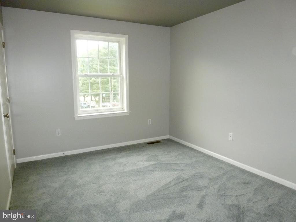 PARK RIDGE CROSSING - Residential
