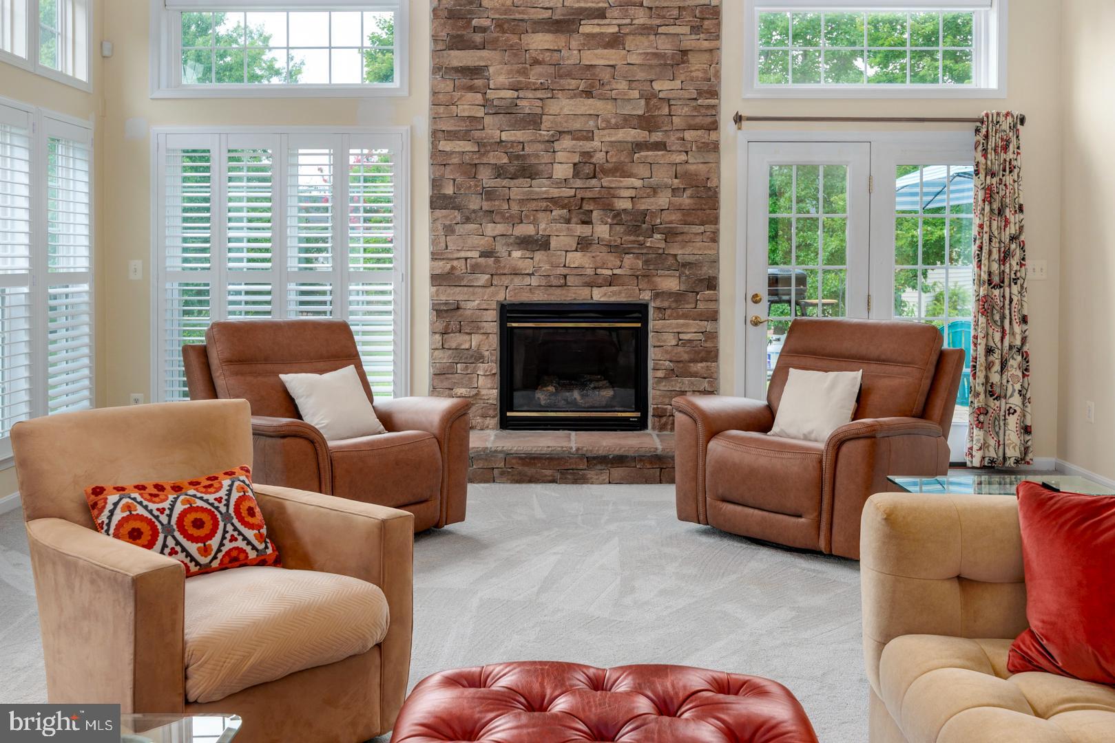 SYMPHONY VILLAGE AT CENTREVILLE - Residential