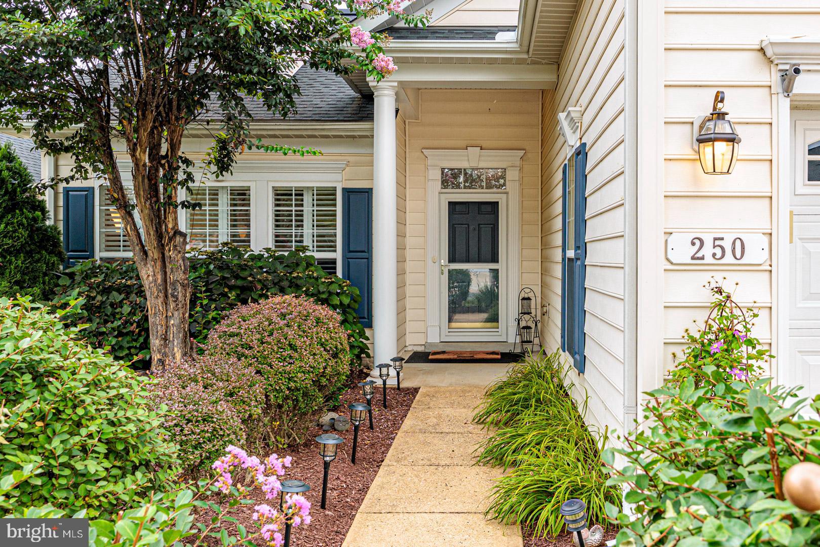 SYMPHONY VILLAGE AT CENTREVILLE - Residential