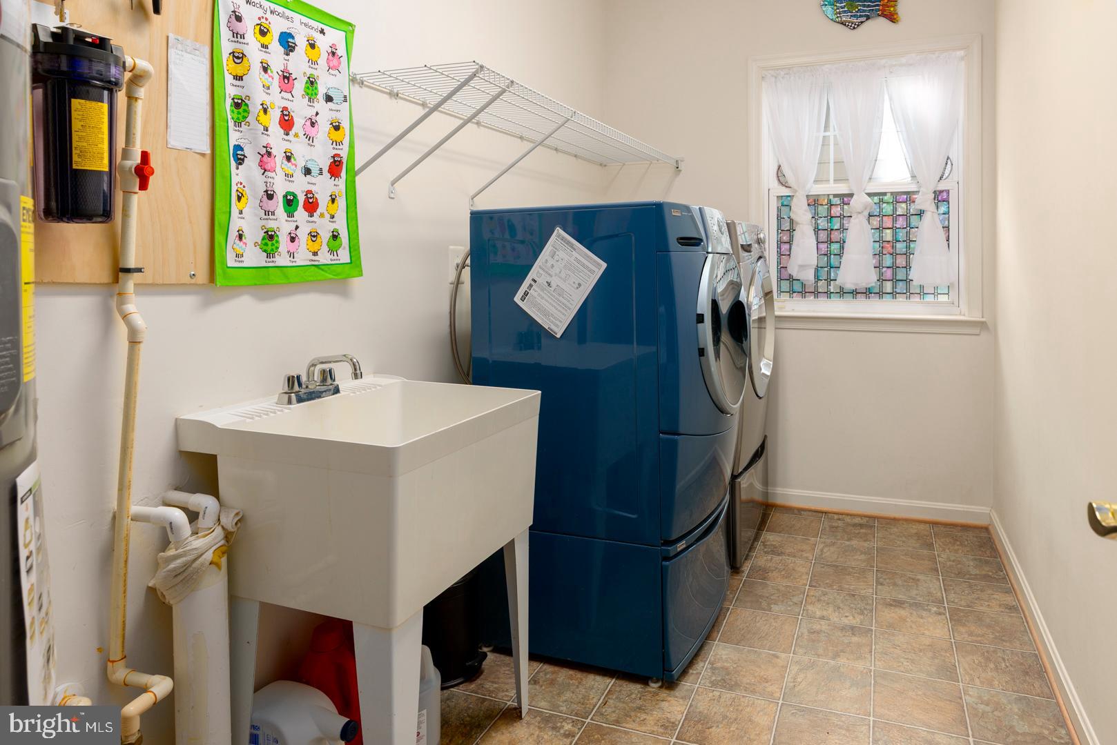 SYMPHONY VILLAGE AT CENTREVILLE - Residential