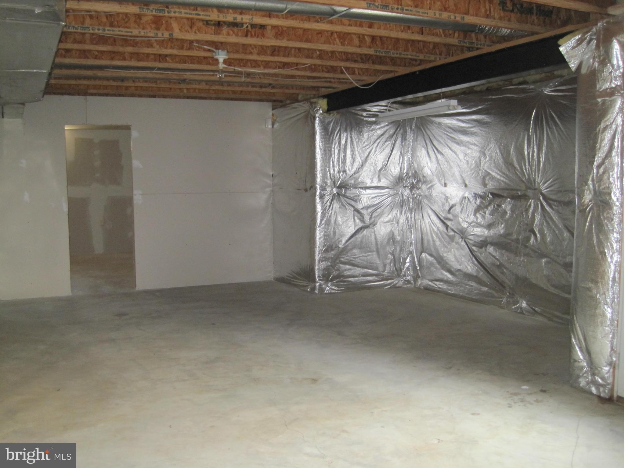 PERRY FARMS - Residential Lease