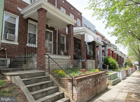 206 CROMWELL TERRACE NE WASHINGTON DC 20002