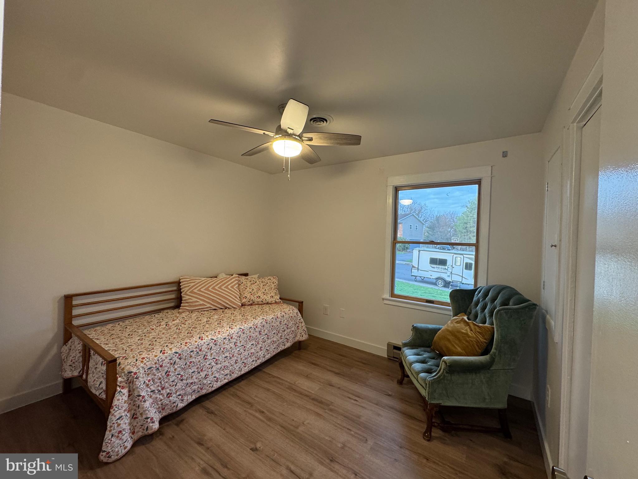 MEETING HOUSE HEIGHTS - Residential