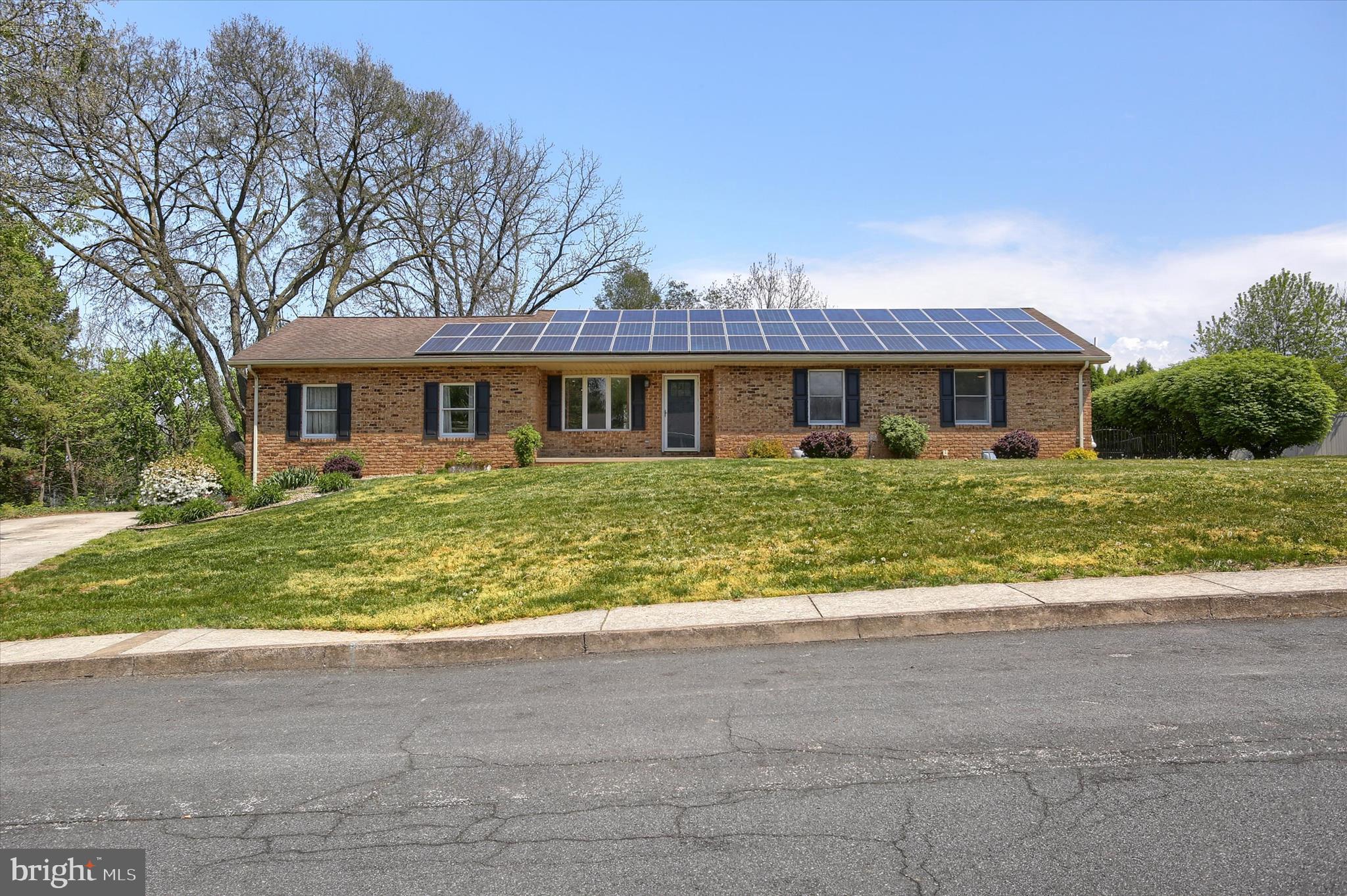 MEETING HOUSE HEIGHTS - Residential