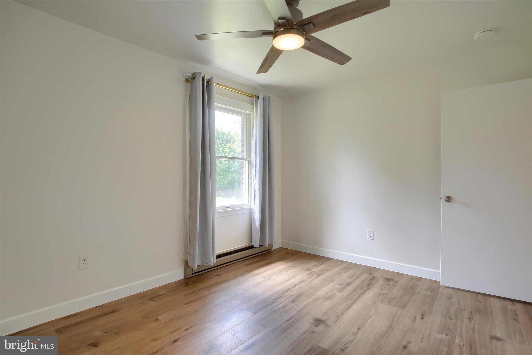 MEETING HOUSE HEIGHTS - Residential