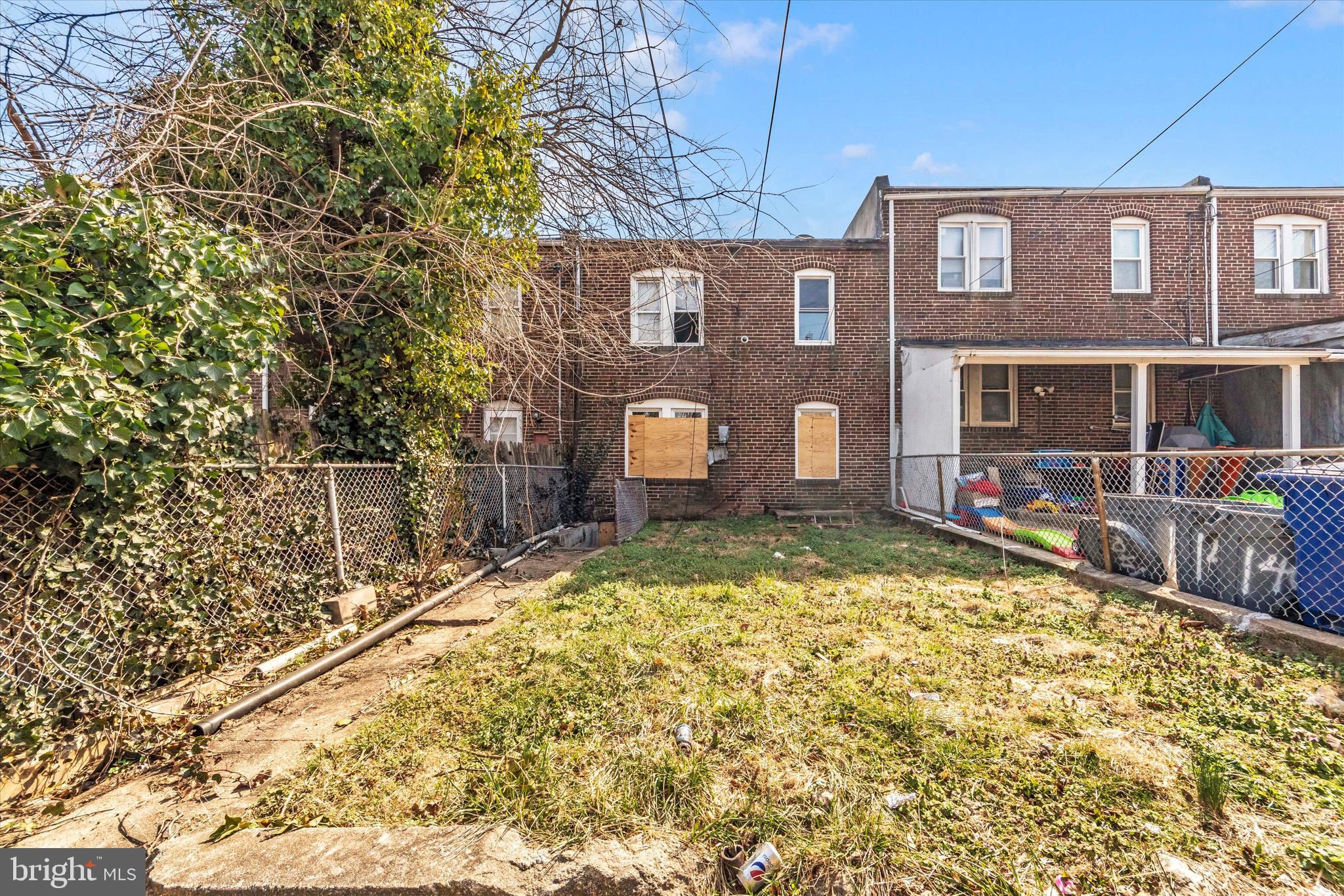 1404 FILBERT STREET
