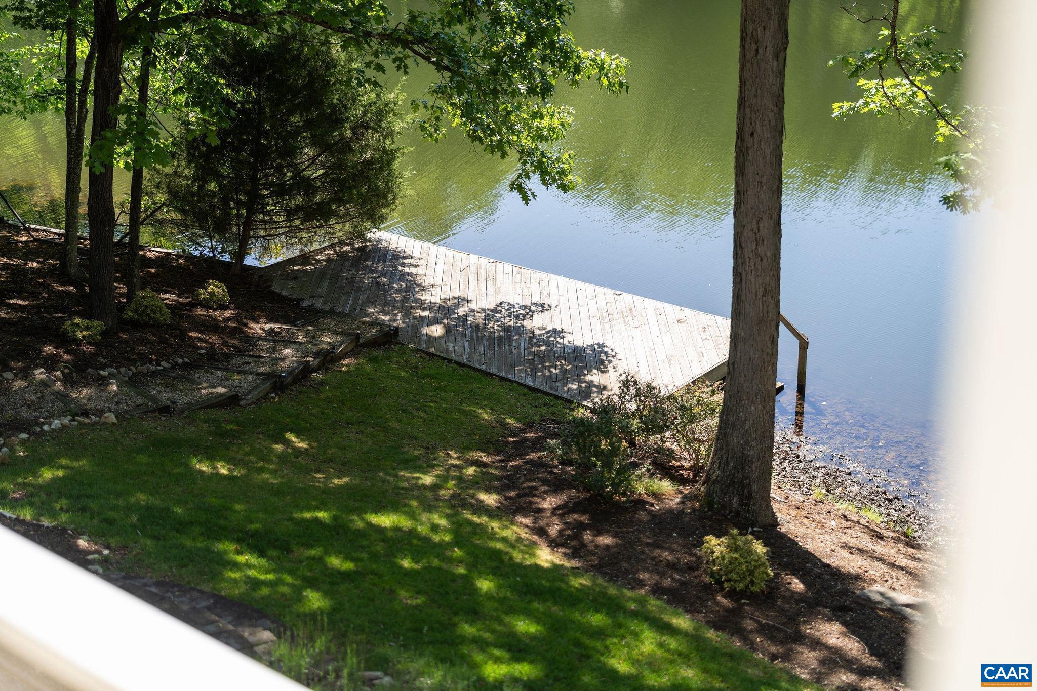 LAKE MONTICELLO - Residential