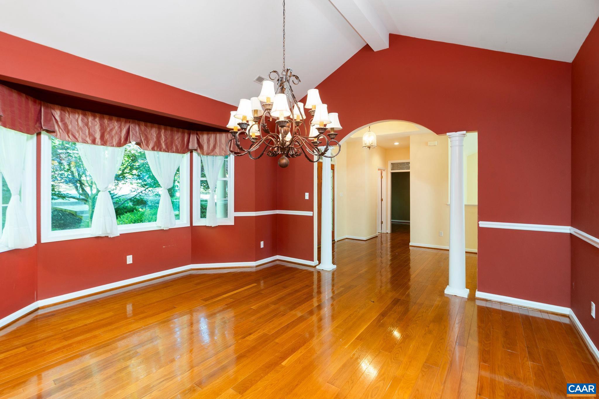 LAKE MONTICELLO - Residential