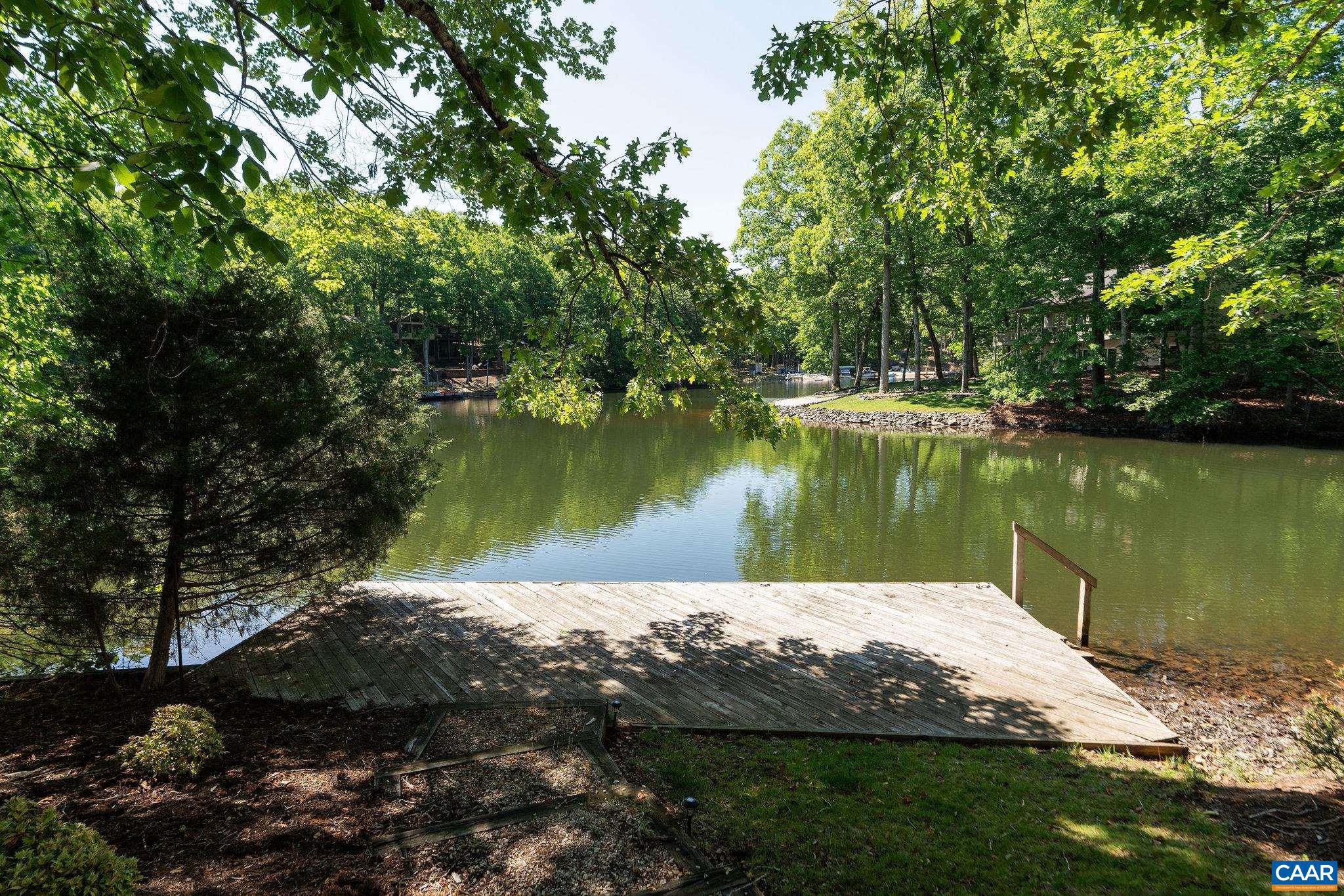 LAKE MONTICELLO - Residential