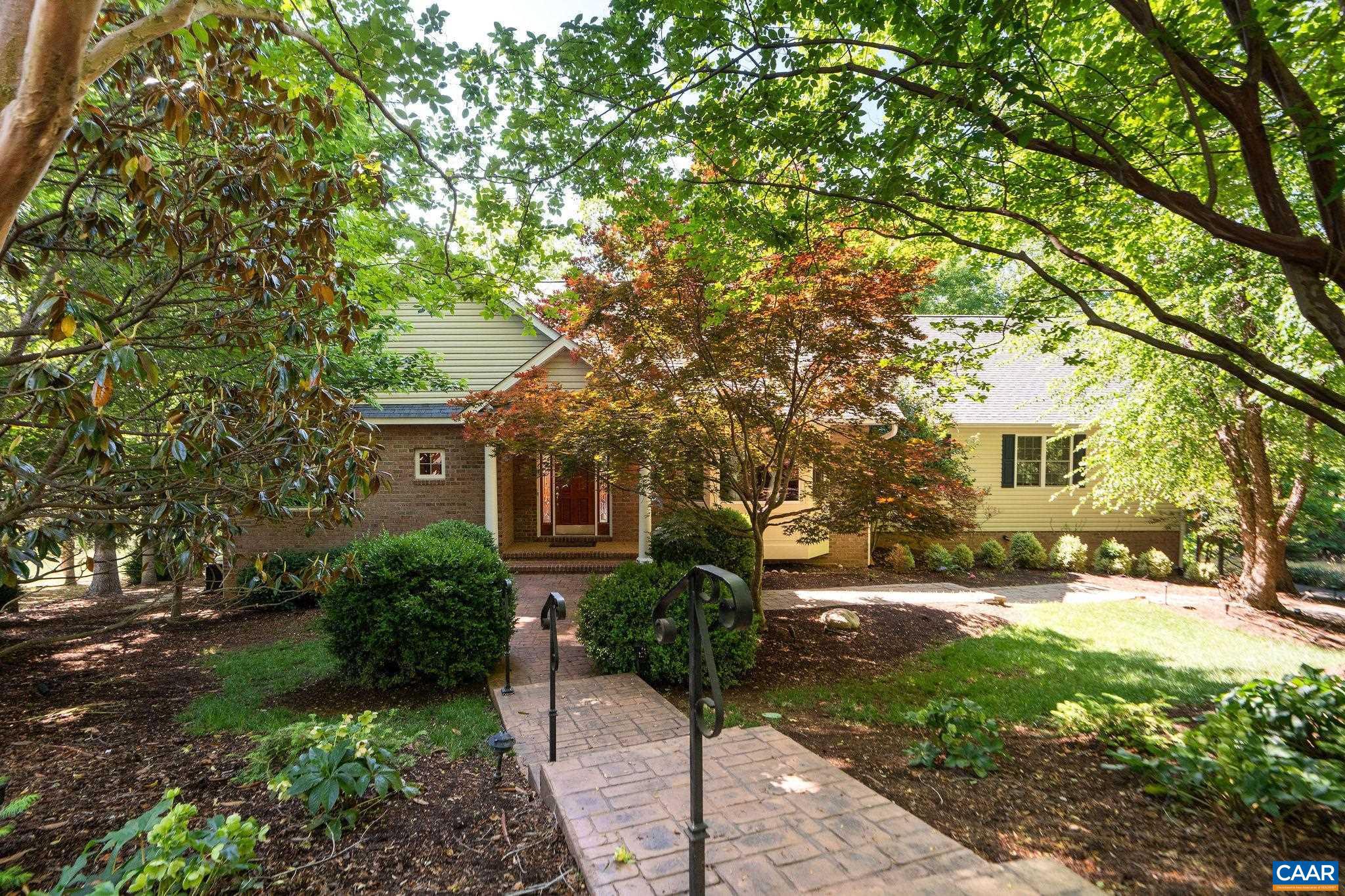LAKE MONTICELLO - Residential