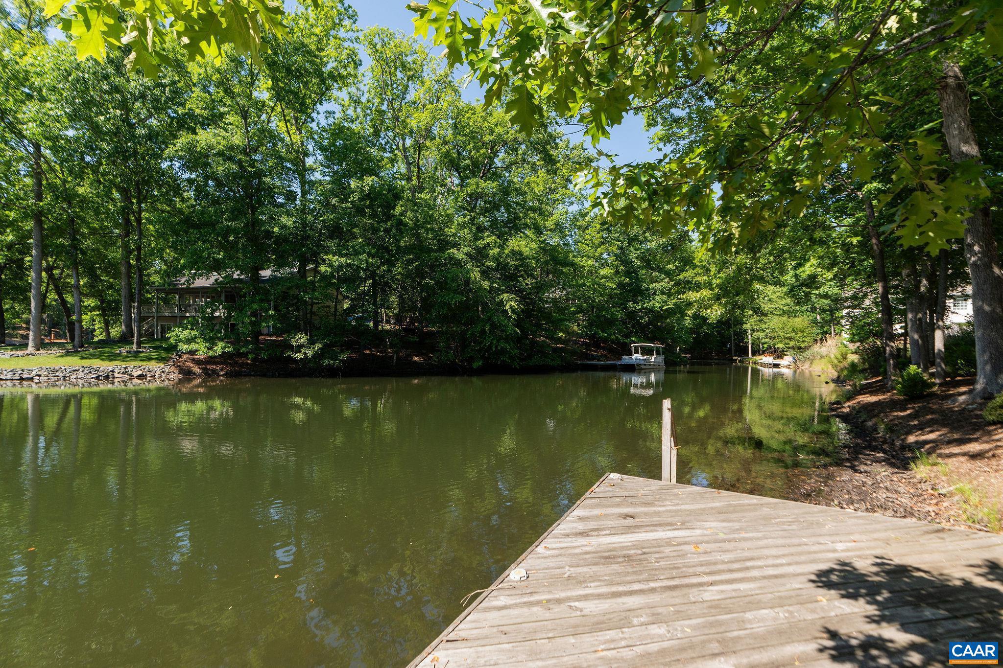 LAKE MONTICELLO - Residential