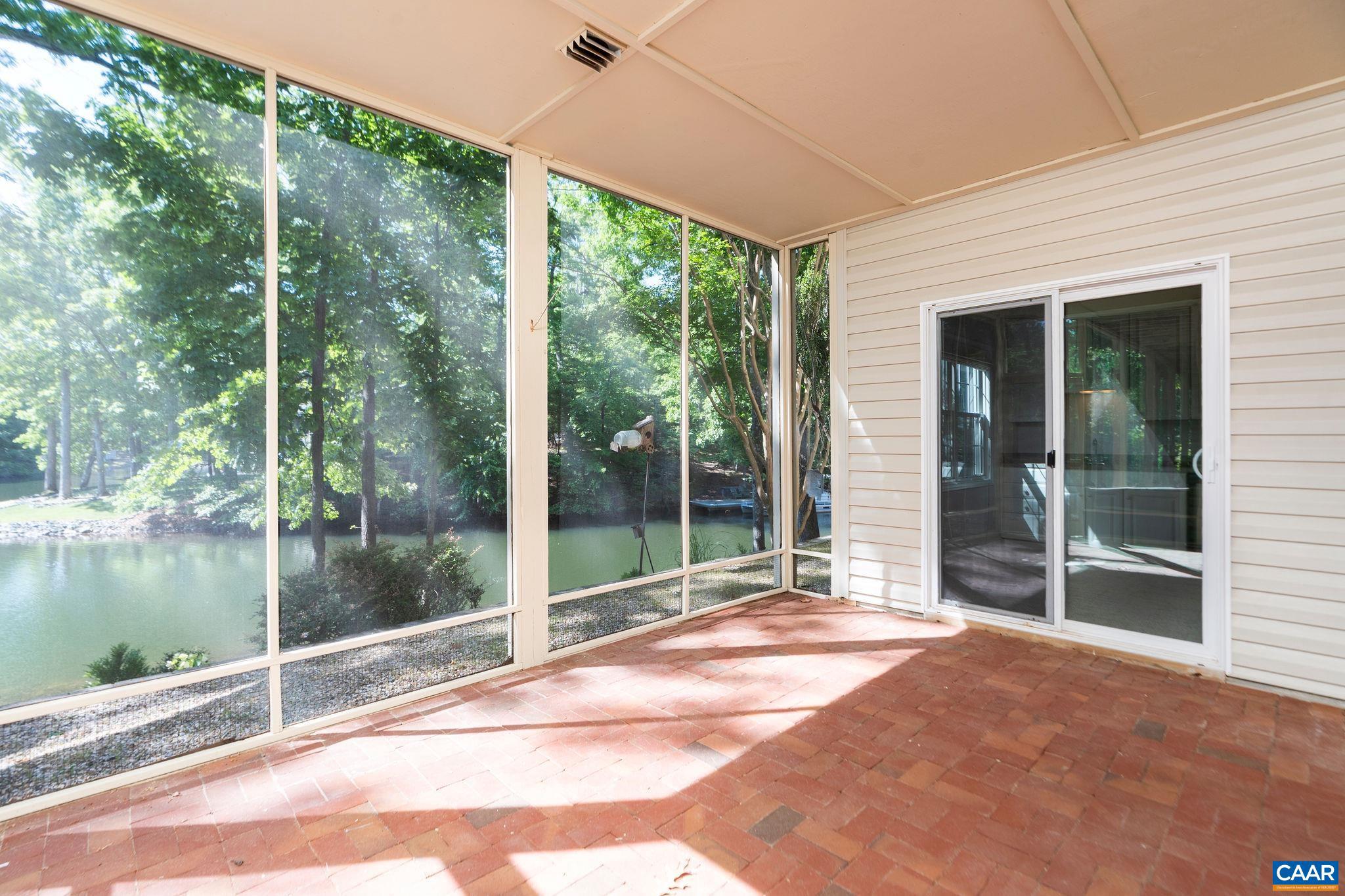 LAKE MONTICELLO - Residential