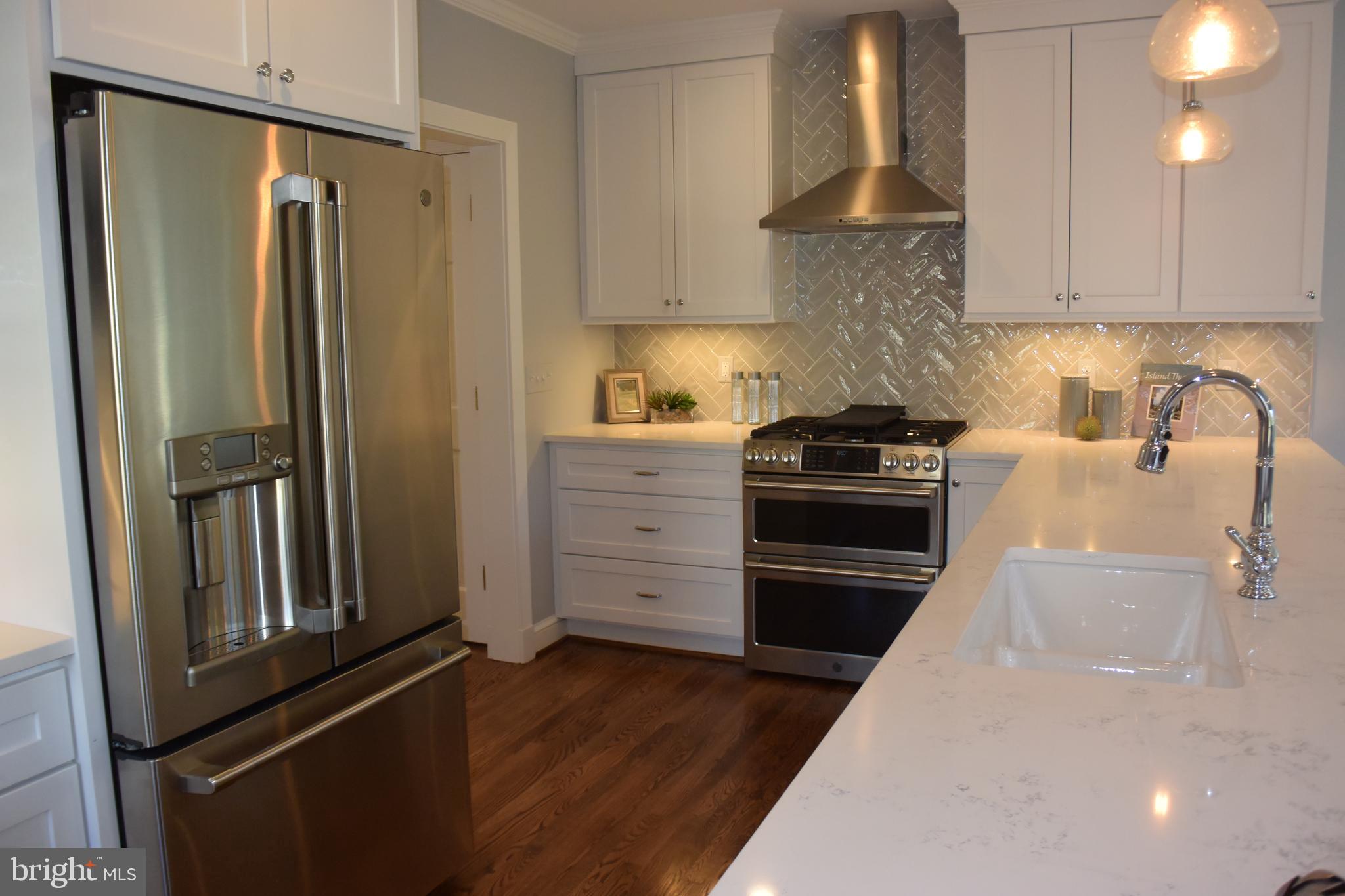 BRADDOCK HEIGHTS - Residential