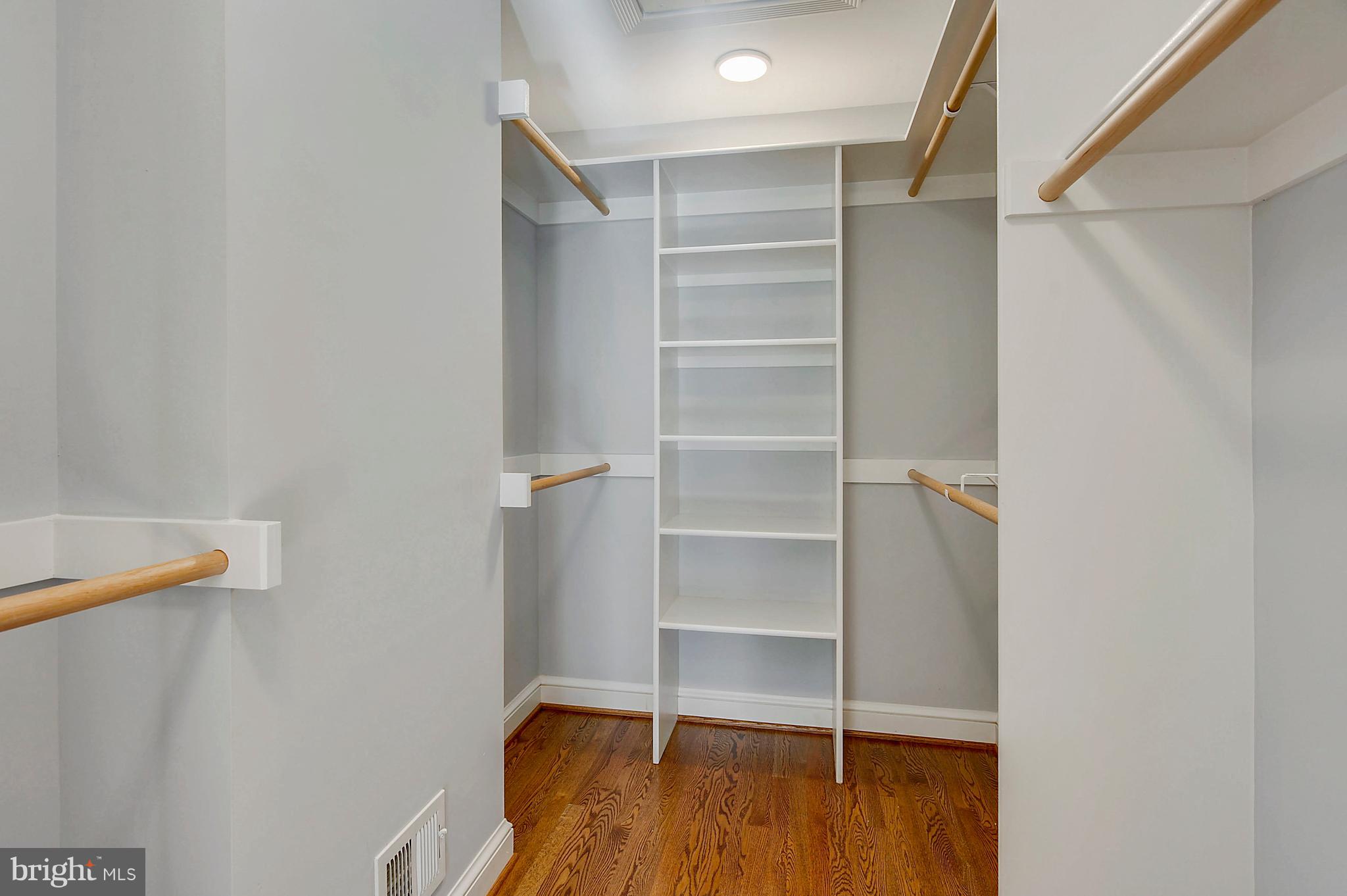 BRADDOCK HEIGHTS - Residential