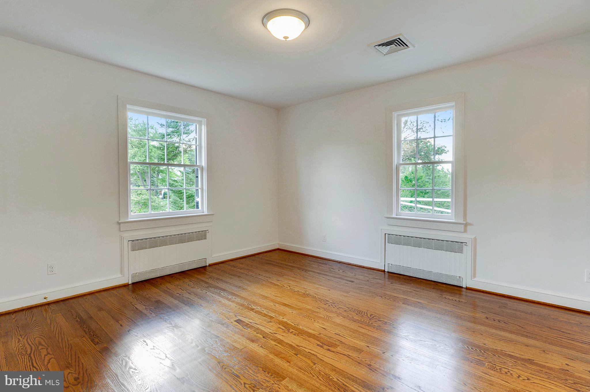 BRADDOCK HEIGHTS - Residential