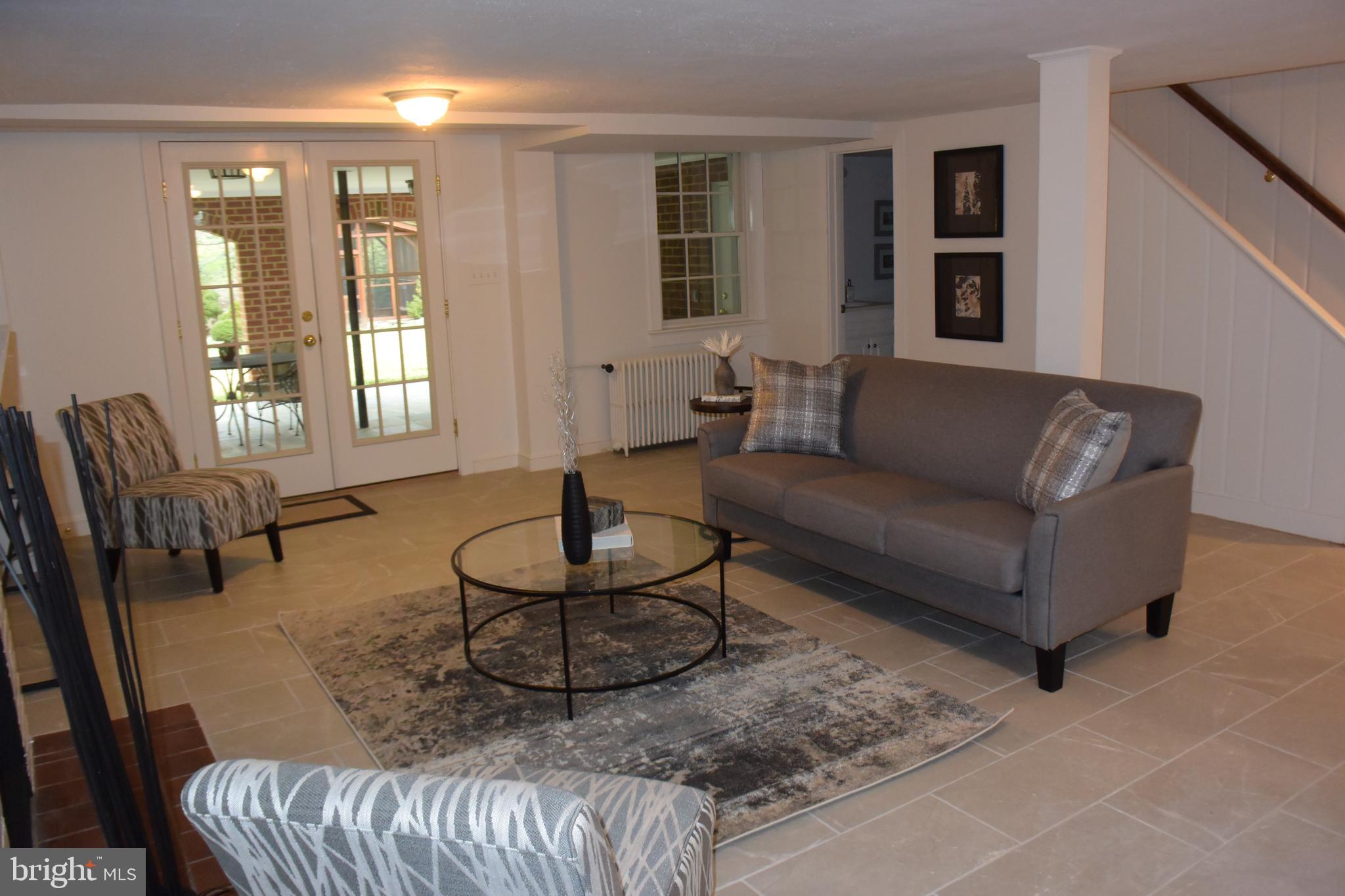 BRADDOCK HEIGHTS - Residential