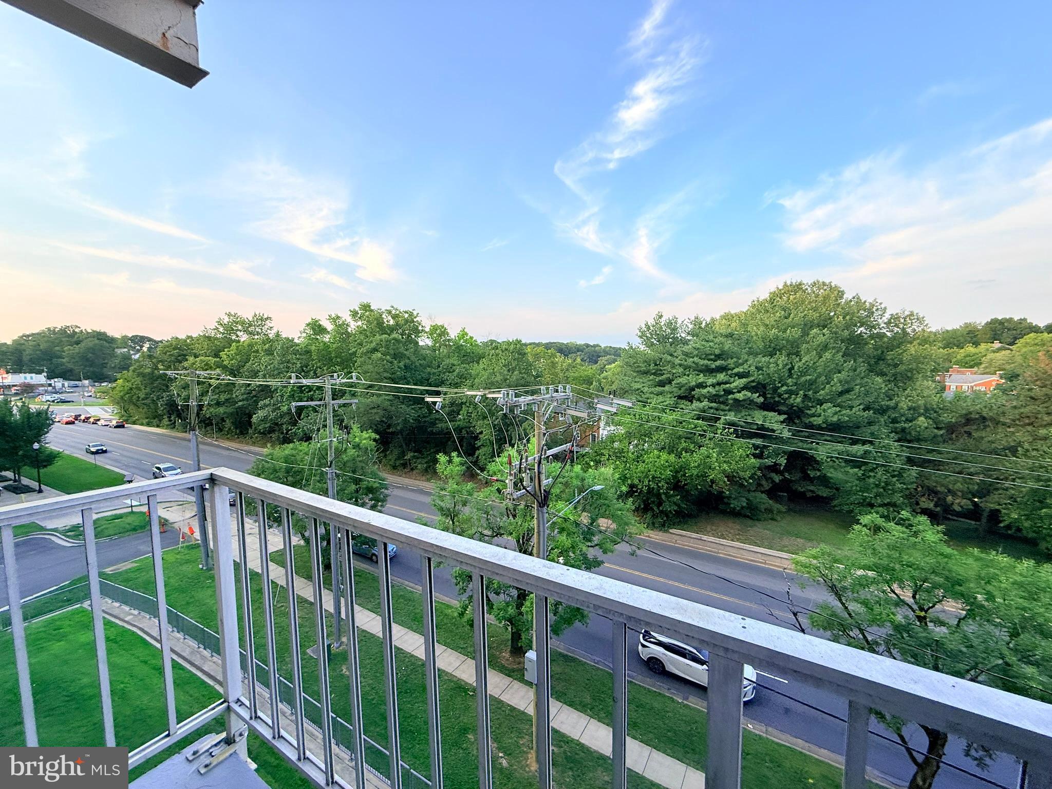 4520 KING STREET 407
