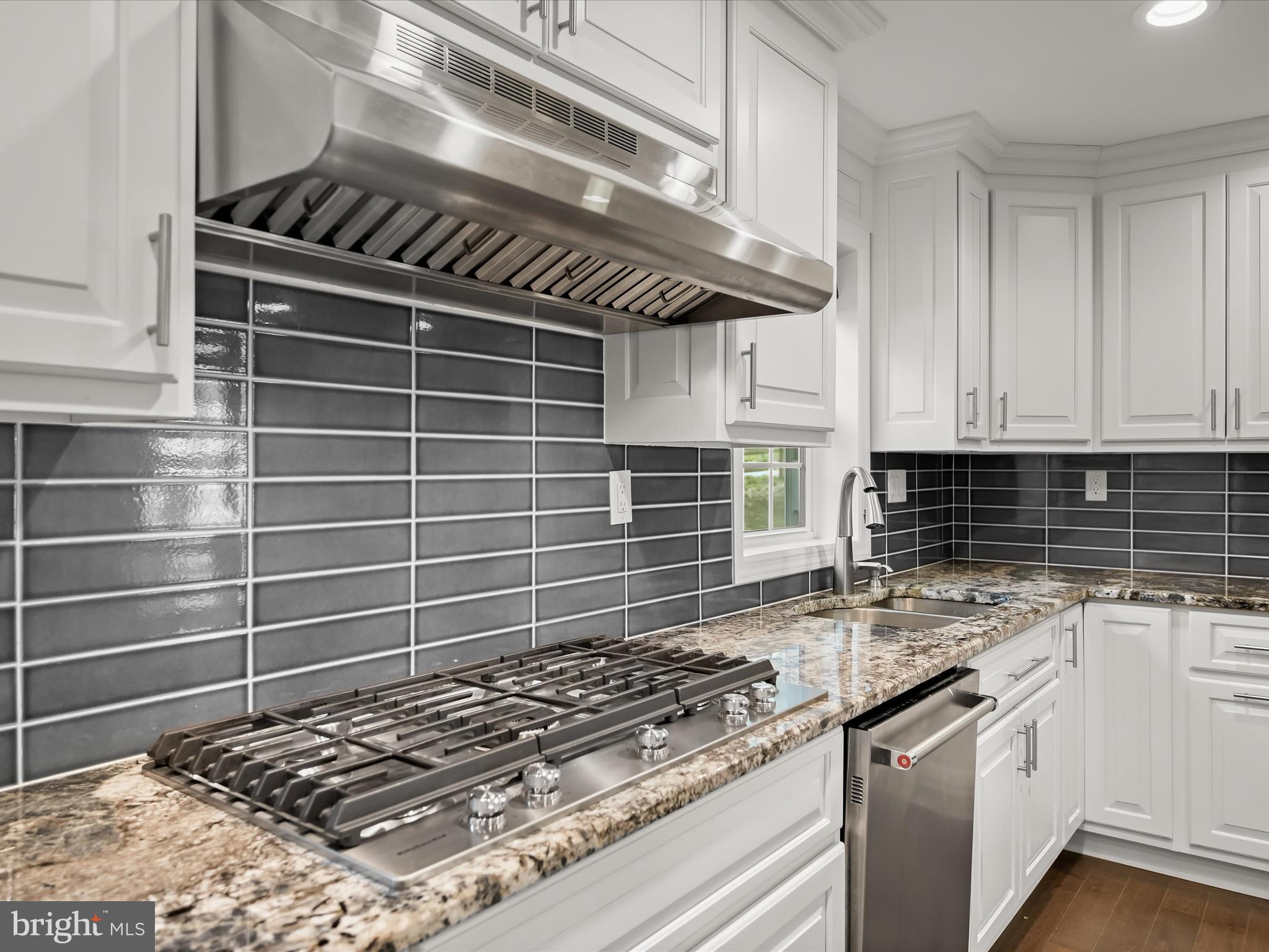 HICKORY RIDGE - Residential