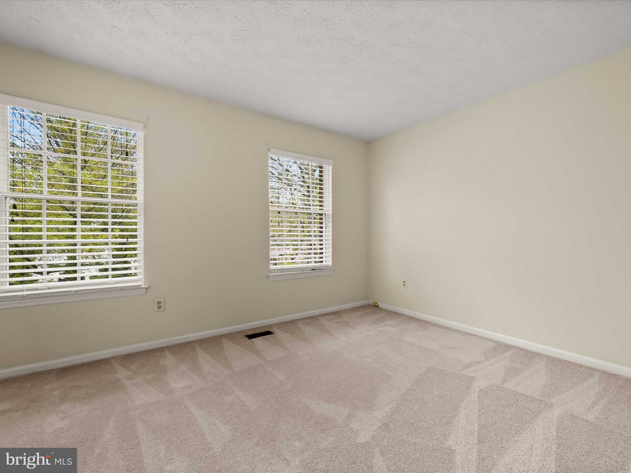 HICKORY RIDGE - Residential