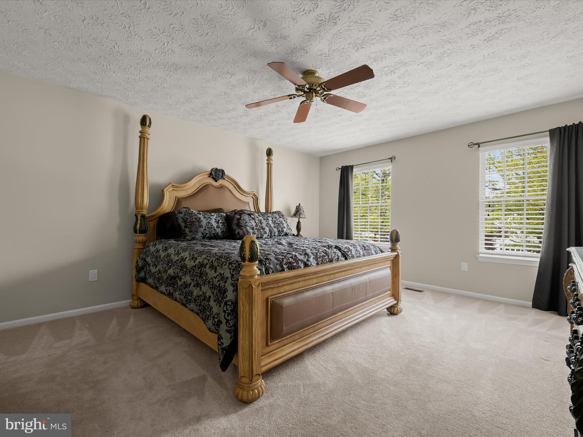 HICKORY RIDGE - Residential