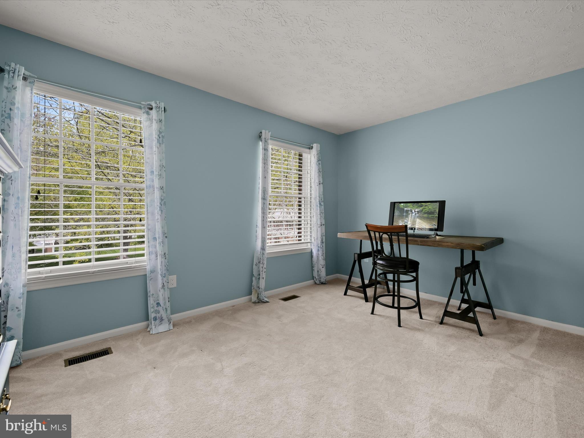 HICKORY RIDGE - Residential