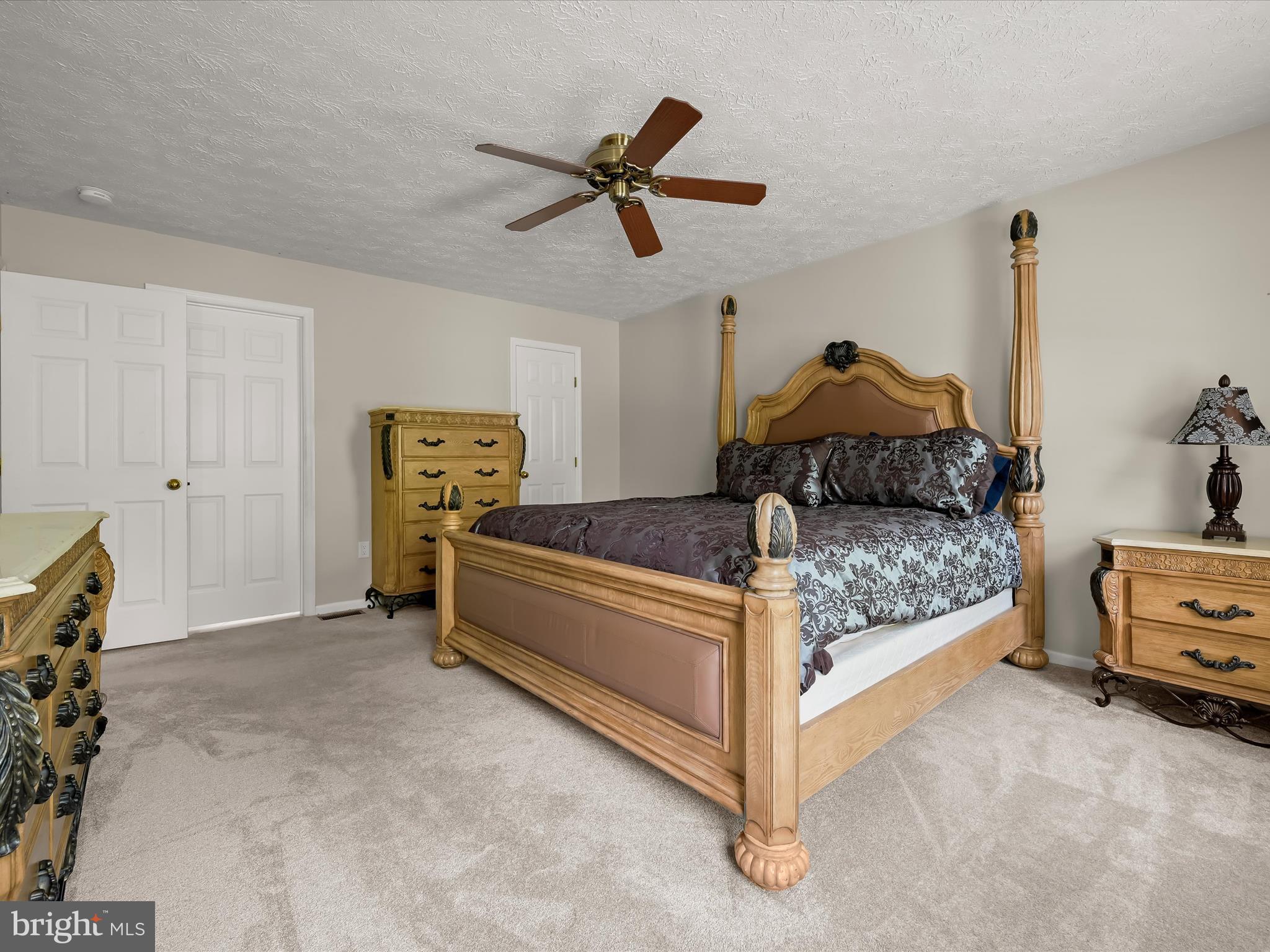 HICKORY RIDGE - Residential