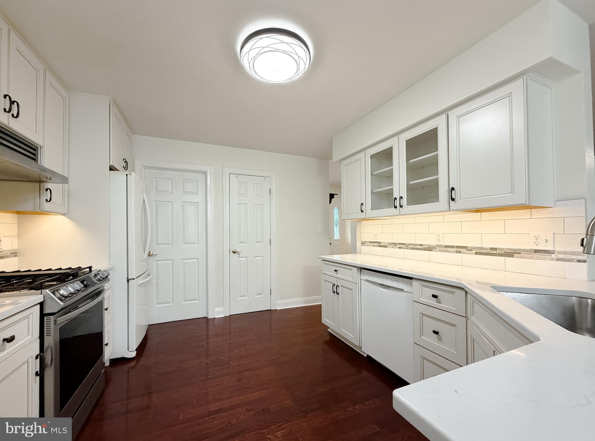 HILTON RIDGE ESTATES - Residential