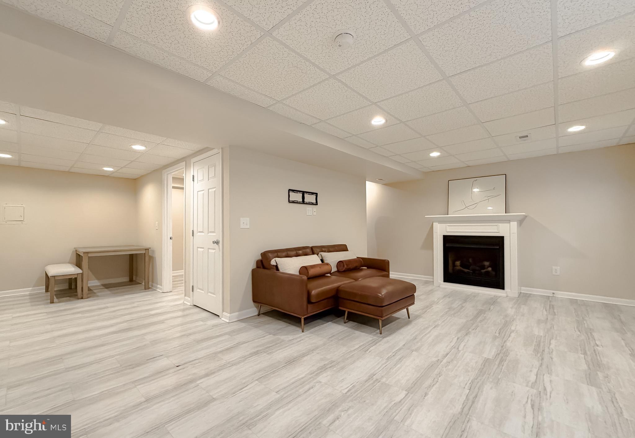 HILTON RIDGE ESTATES - Residential