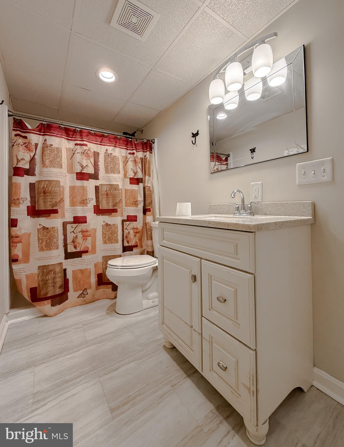 HILTON RIDGE ESTATES - Residential