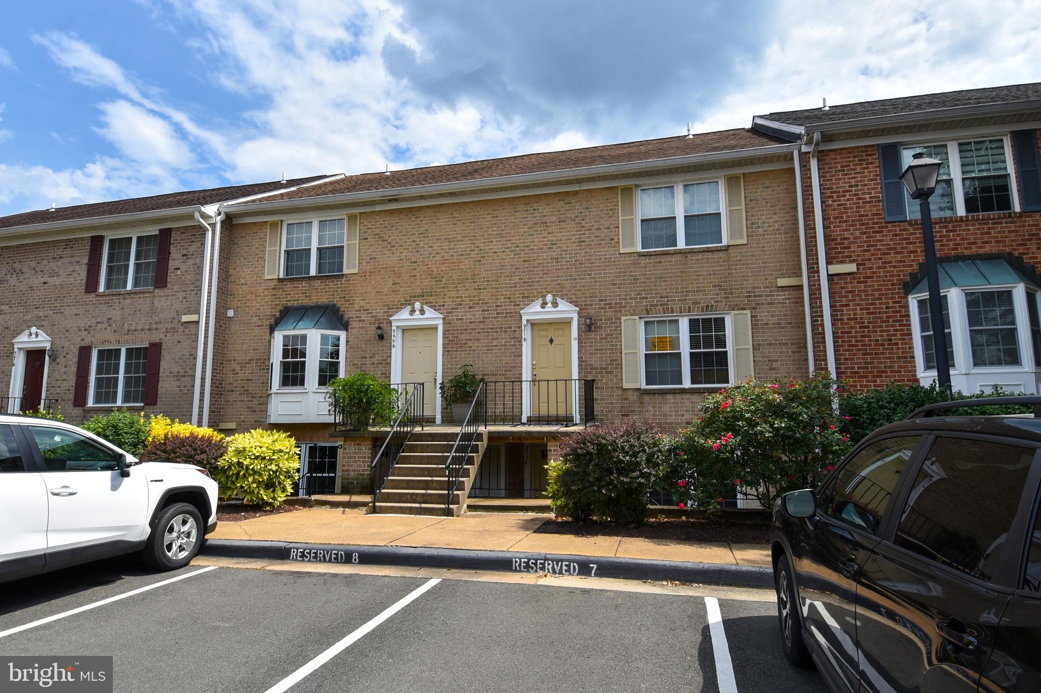 WESTHAMPTON MEWS - Residential