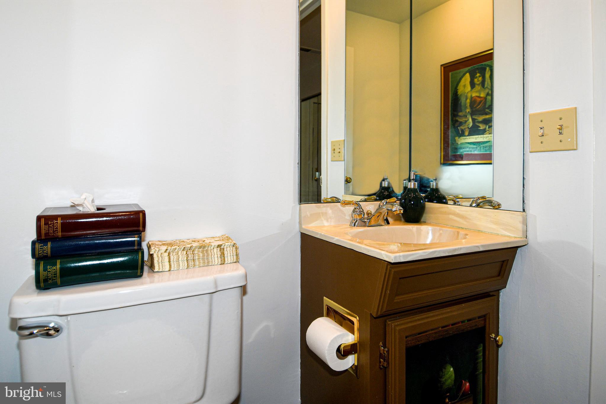 WESTHAMPTON MEWS - Residential