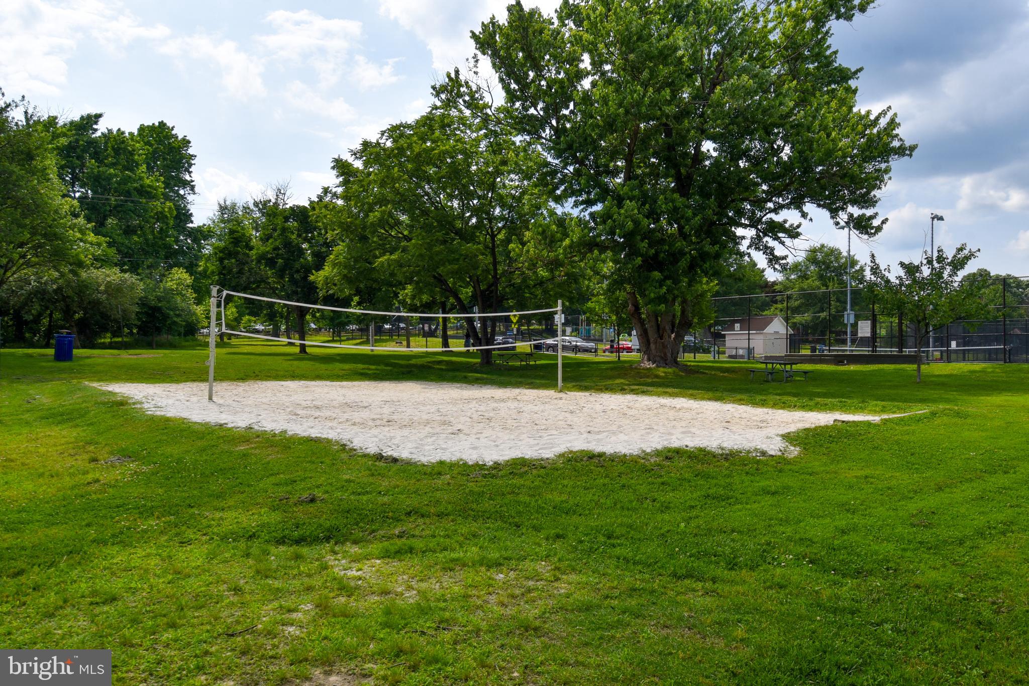 WESTHAMPTON MEWS - Residential