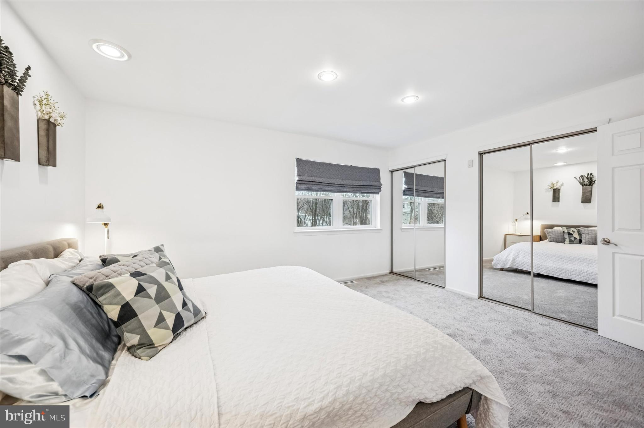 EAST FALLS - Residential