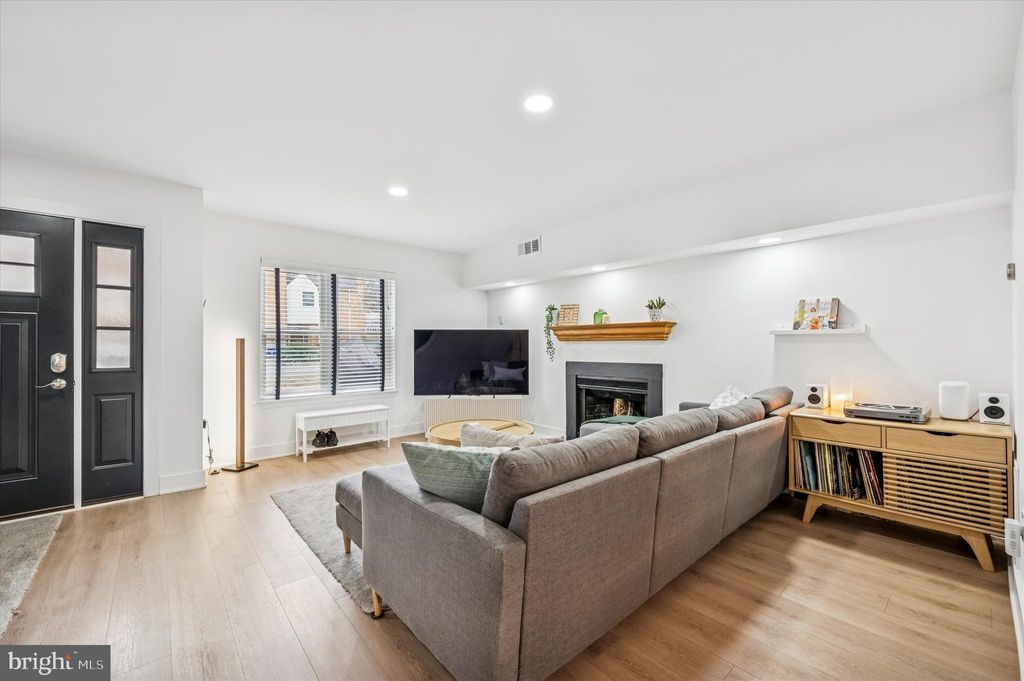 Photo of 3342 Wiehle Street, PHILADELPHIA, PA 19129 (MLS # PAPH2574300)