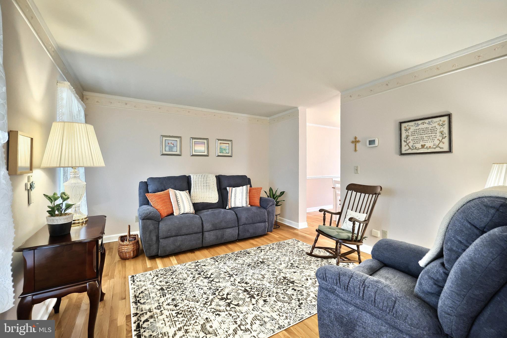 STRAWBERRY FIELDS - Residential