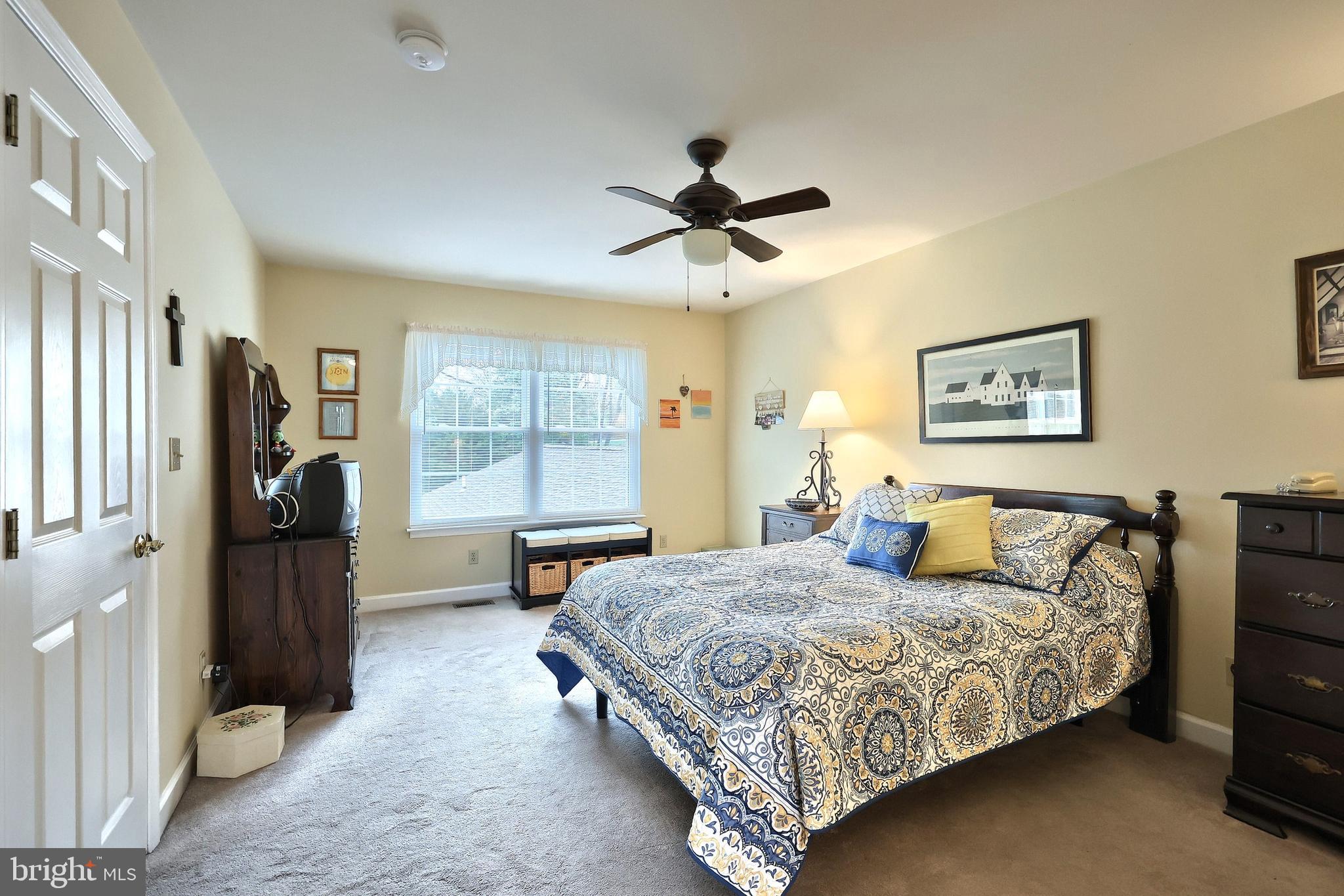 STRAWBERRY FIELDS - Residential