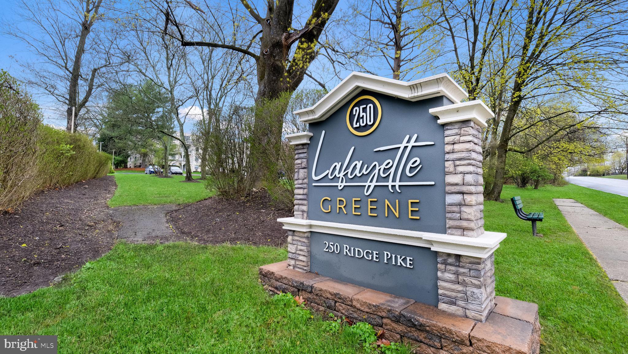 LAFAYETTE GREEN - Residential