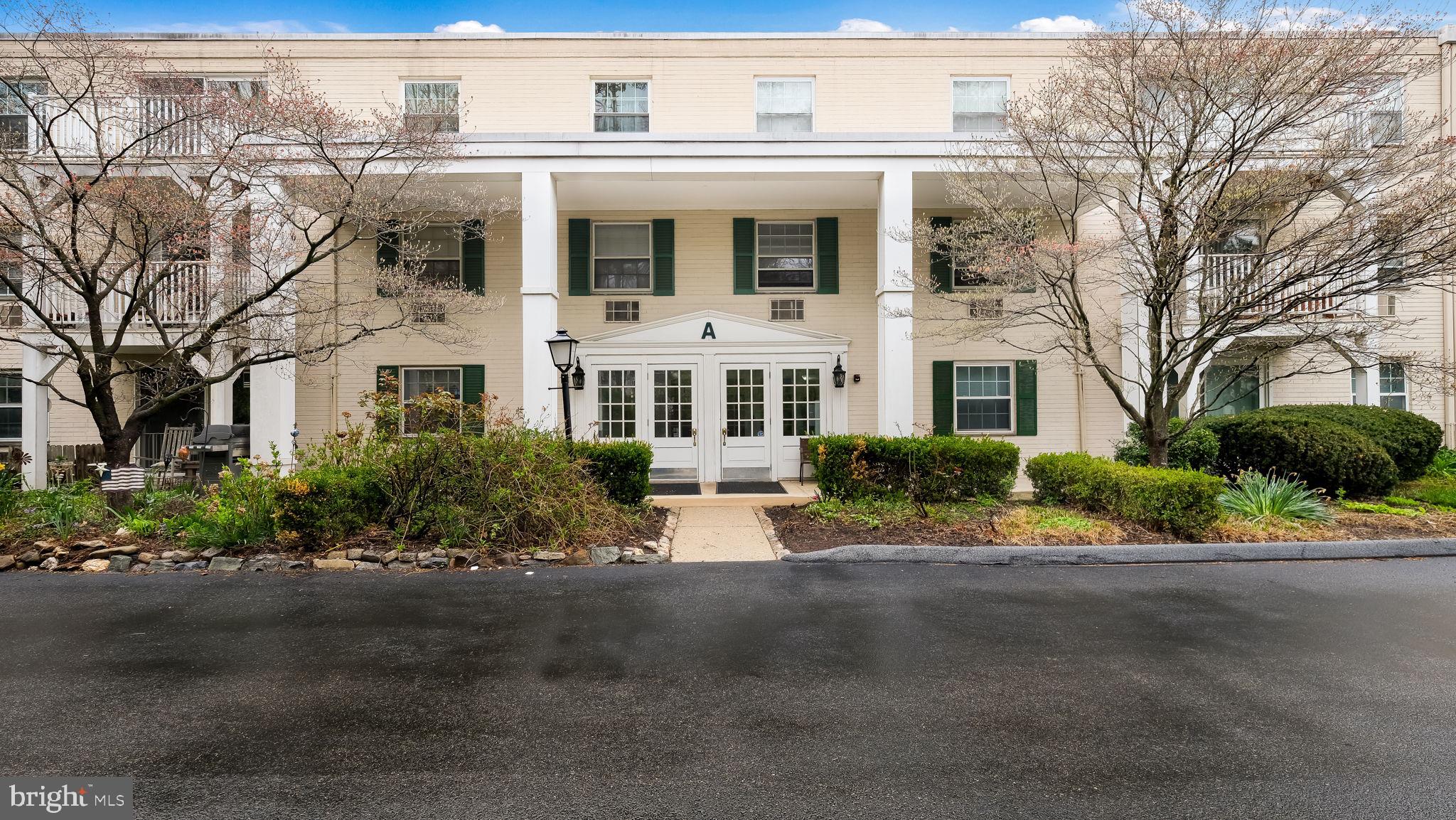 LAFAYETTE GREEN - Residential