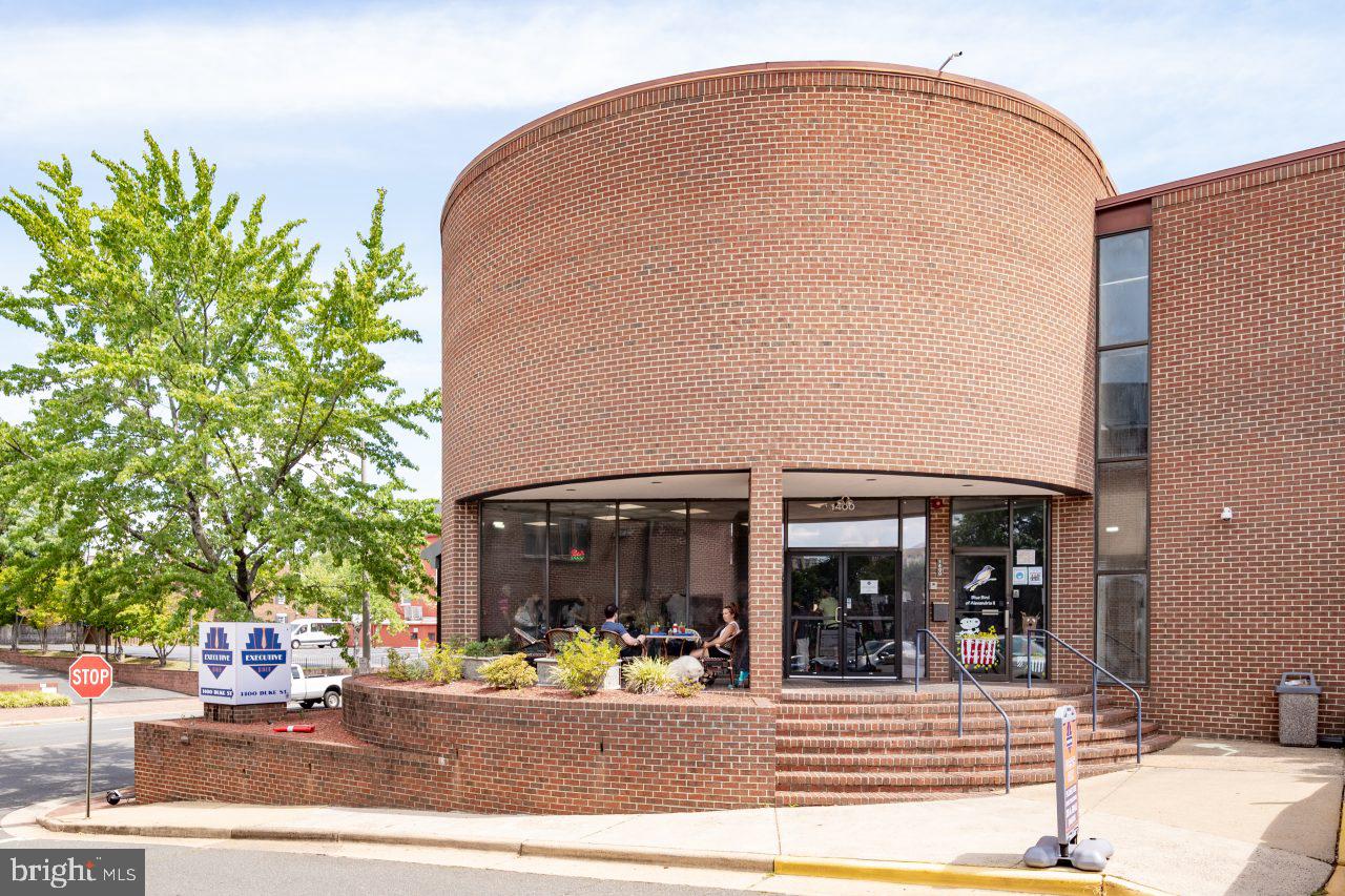 OLD TOWN VILLAGE - Residential