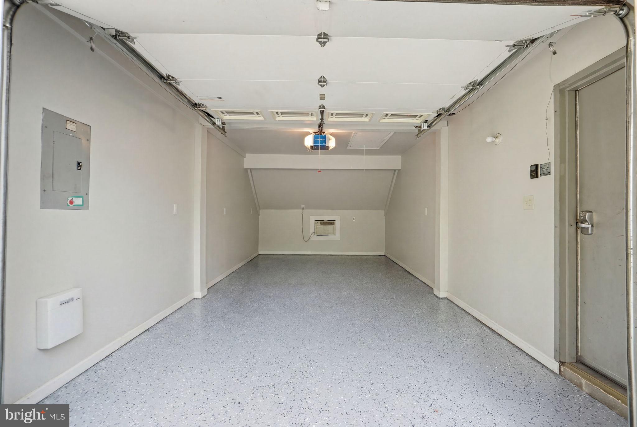 NORTHVIEW AT LAKE VILLAGE - Residential