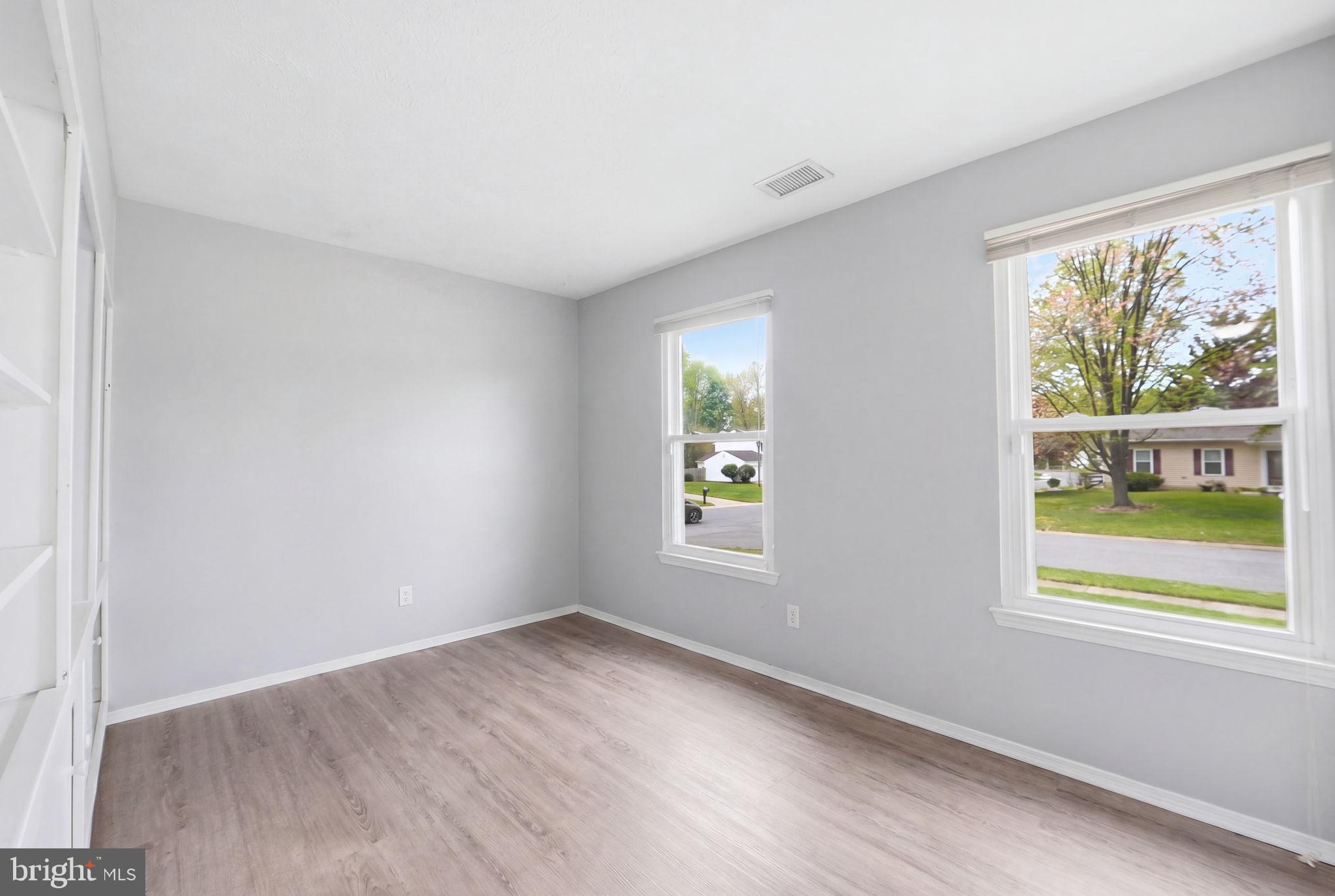 NORTHVIEW AT LAKE VILLAGE - Residential