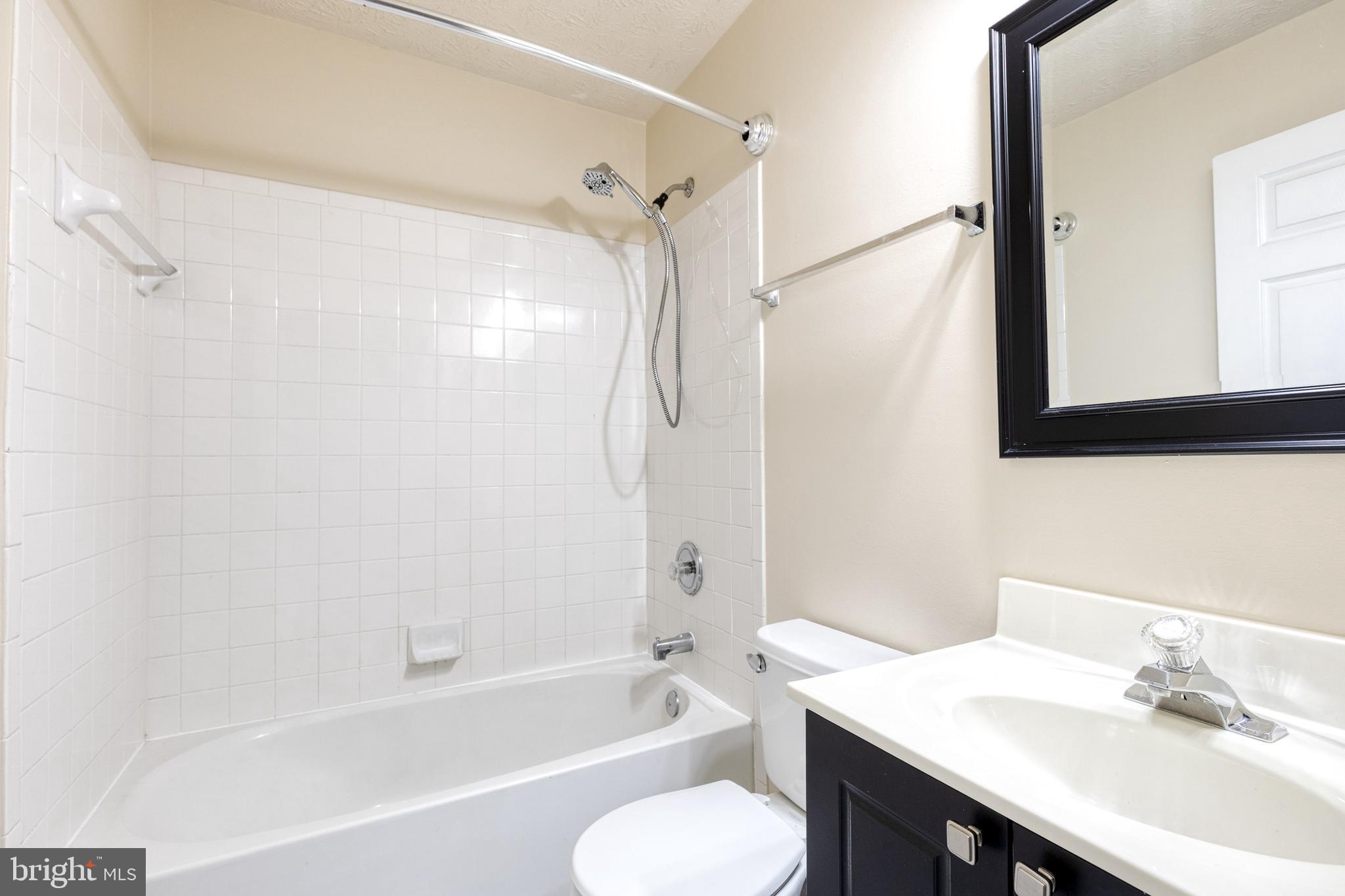 STONEY BEACH - Residential Lease