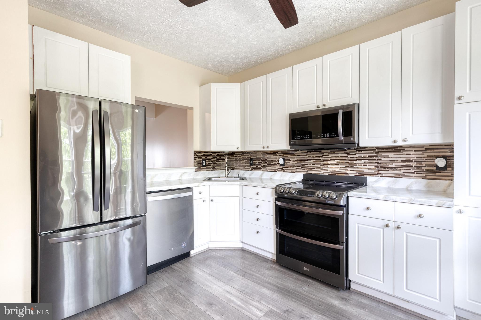 STONEY BEACH - Residential Lease