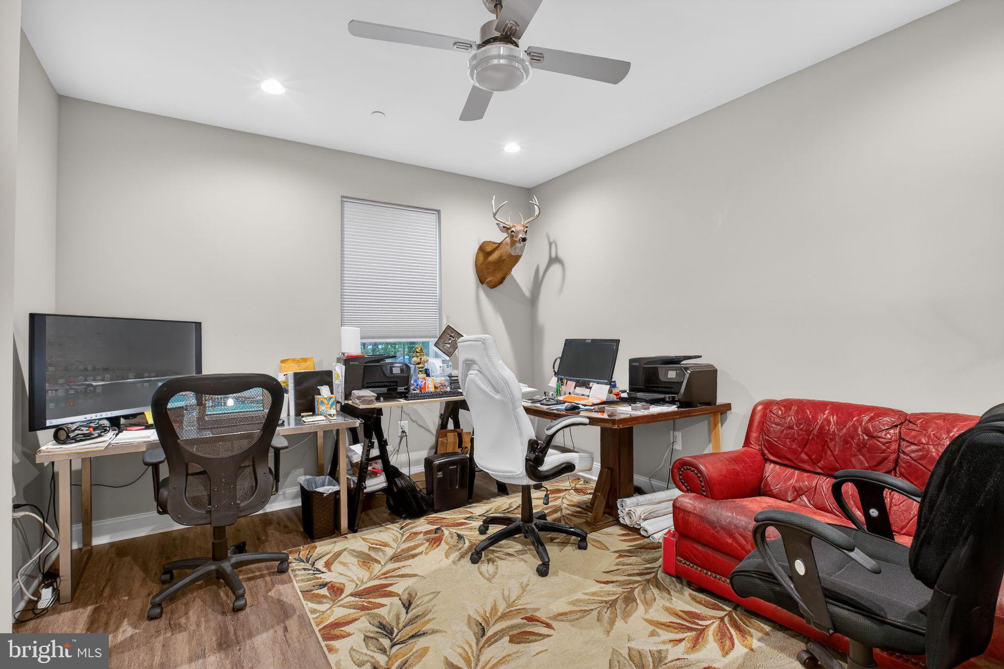 SWAN POINT - Residential