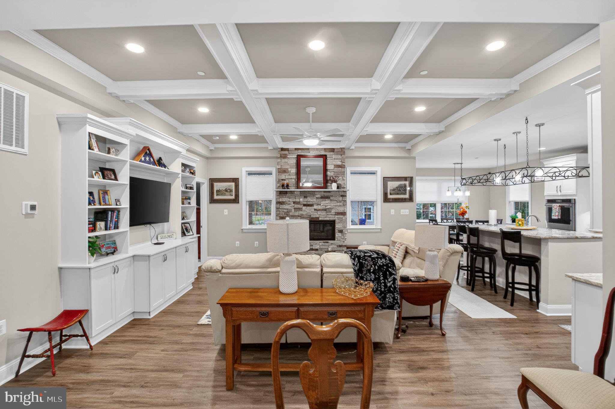 SWAN POINT - Residential