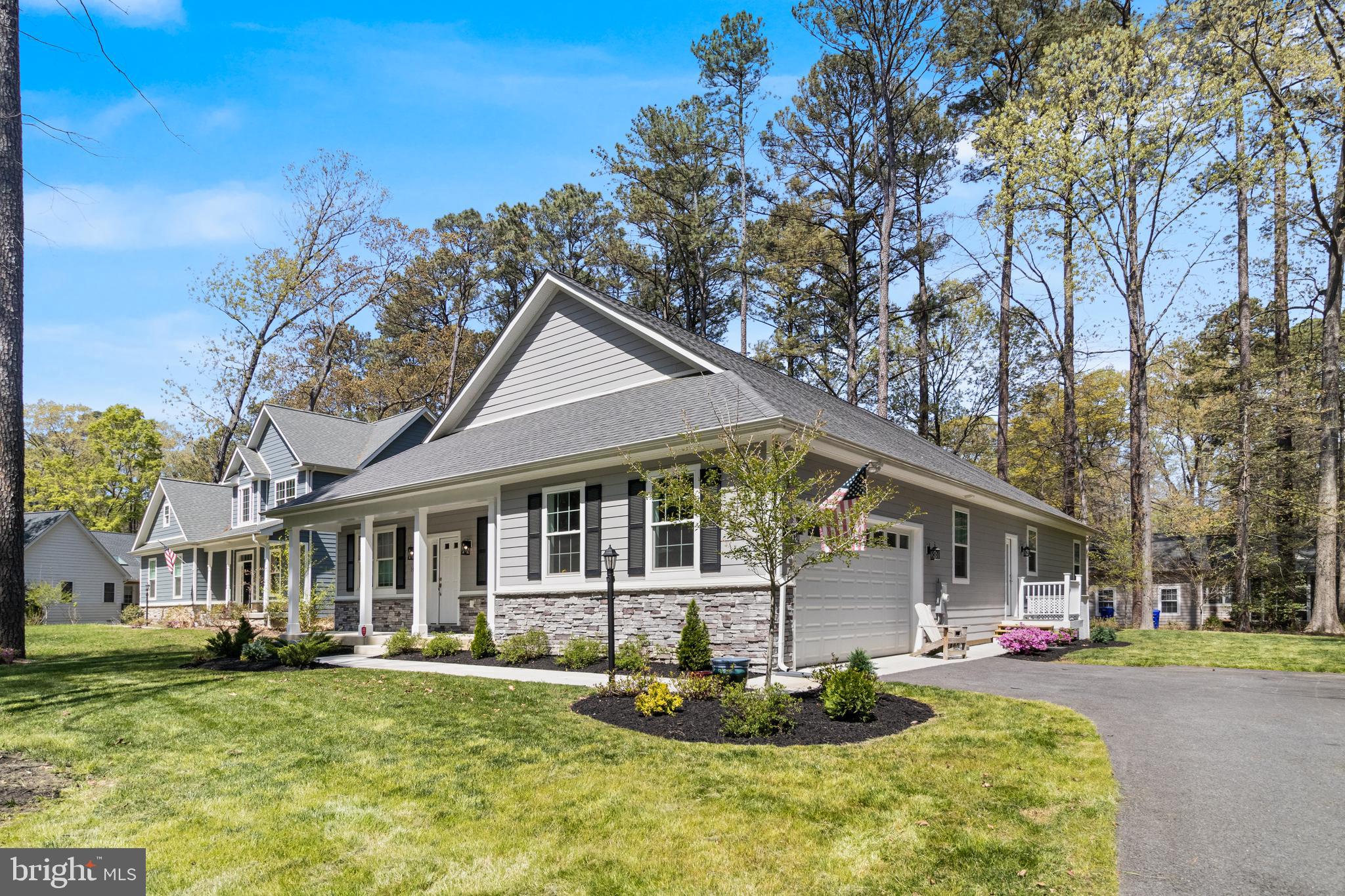 SWAN POINT - Residential